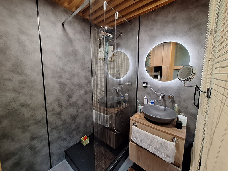 travaux dans une salle de bain